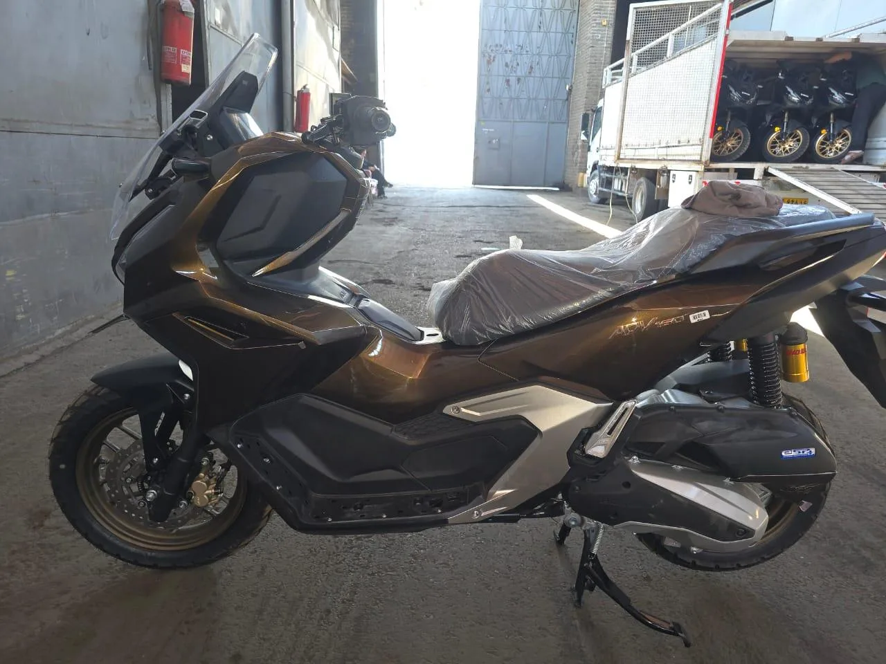 هوندا  ADV 160