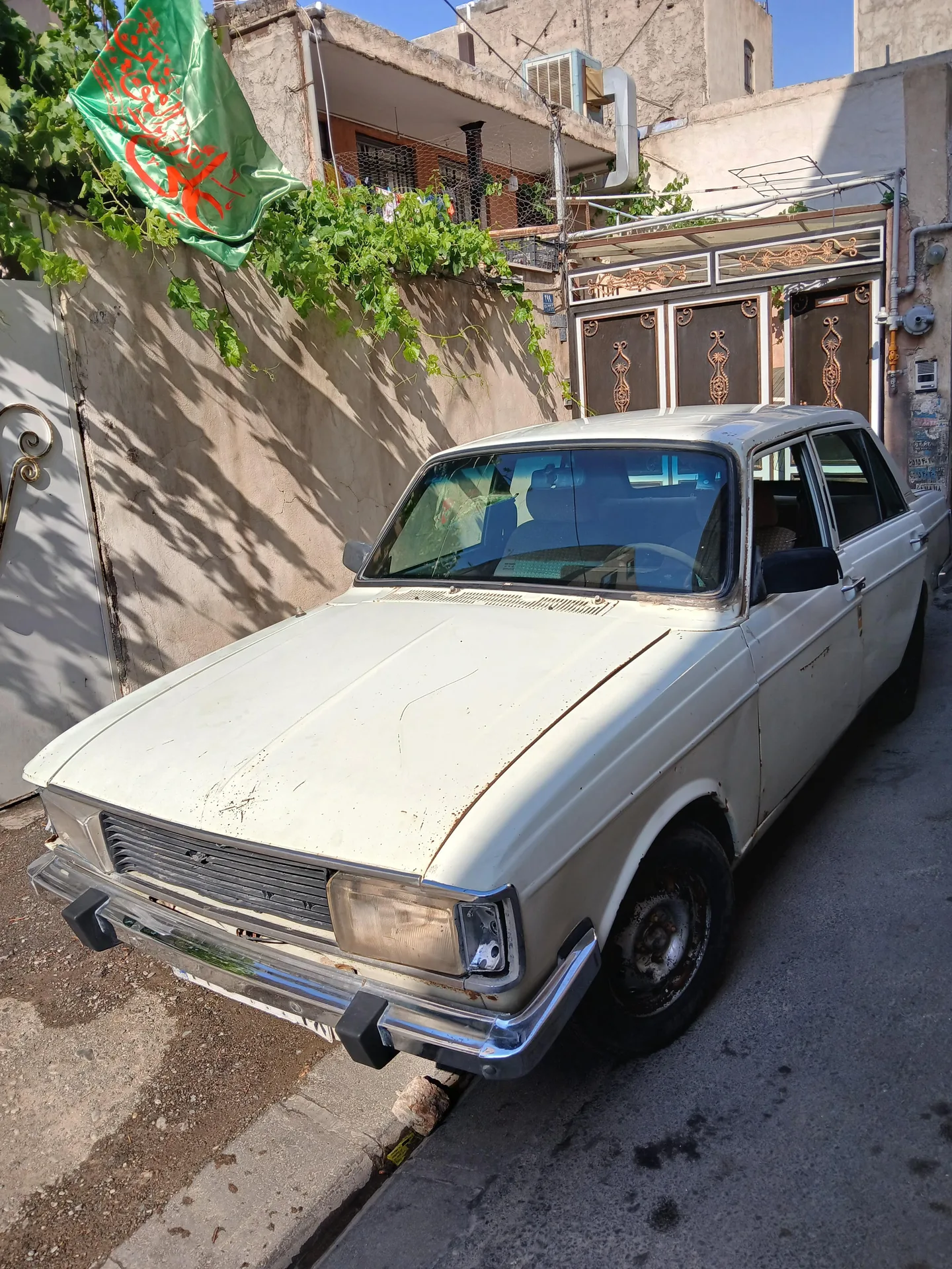 پیکان سدان