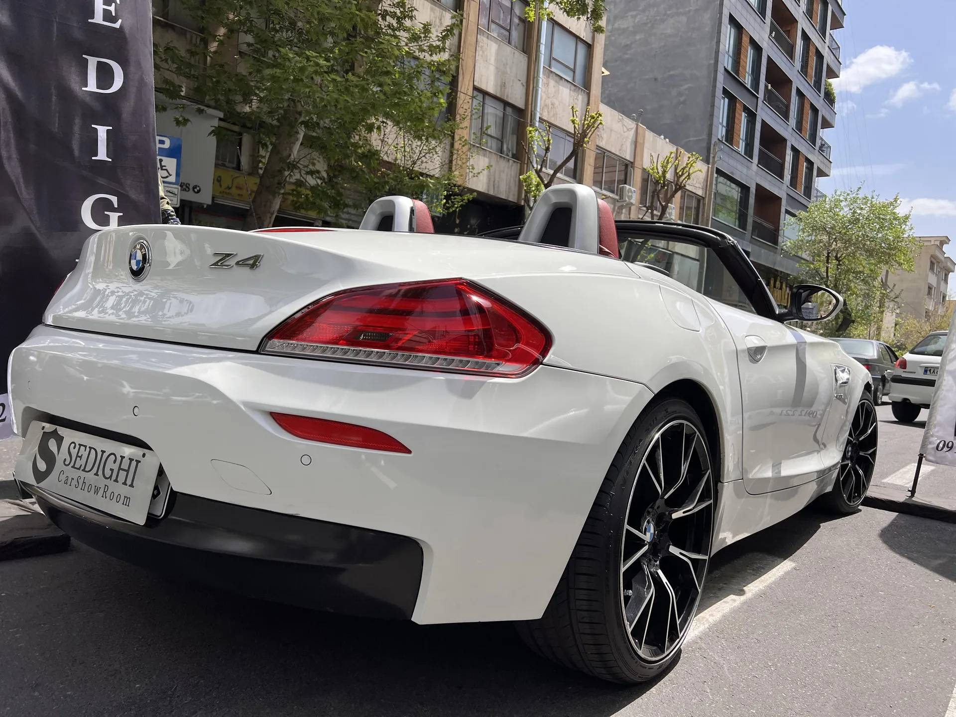ب ام و  Z4 4