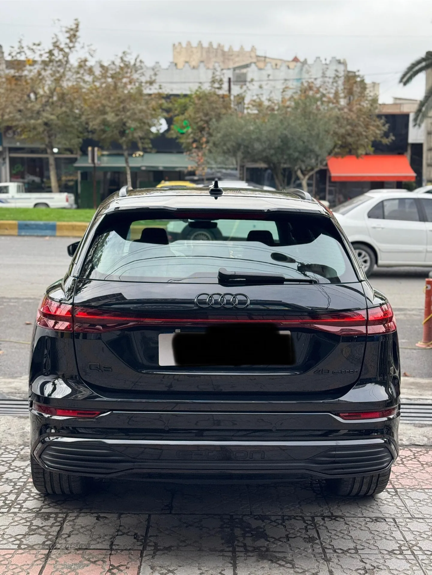 آئودی  Q5 e-tron 2