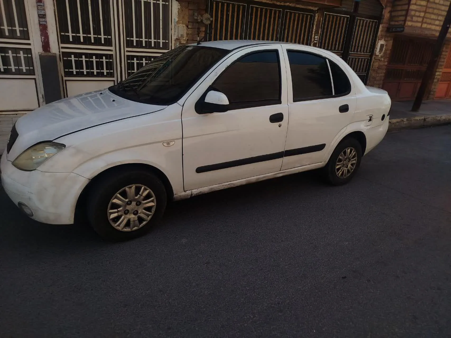 تیبا صندوق دار