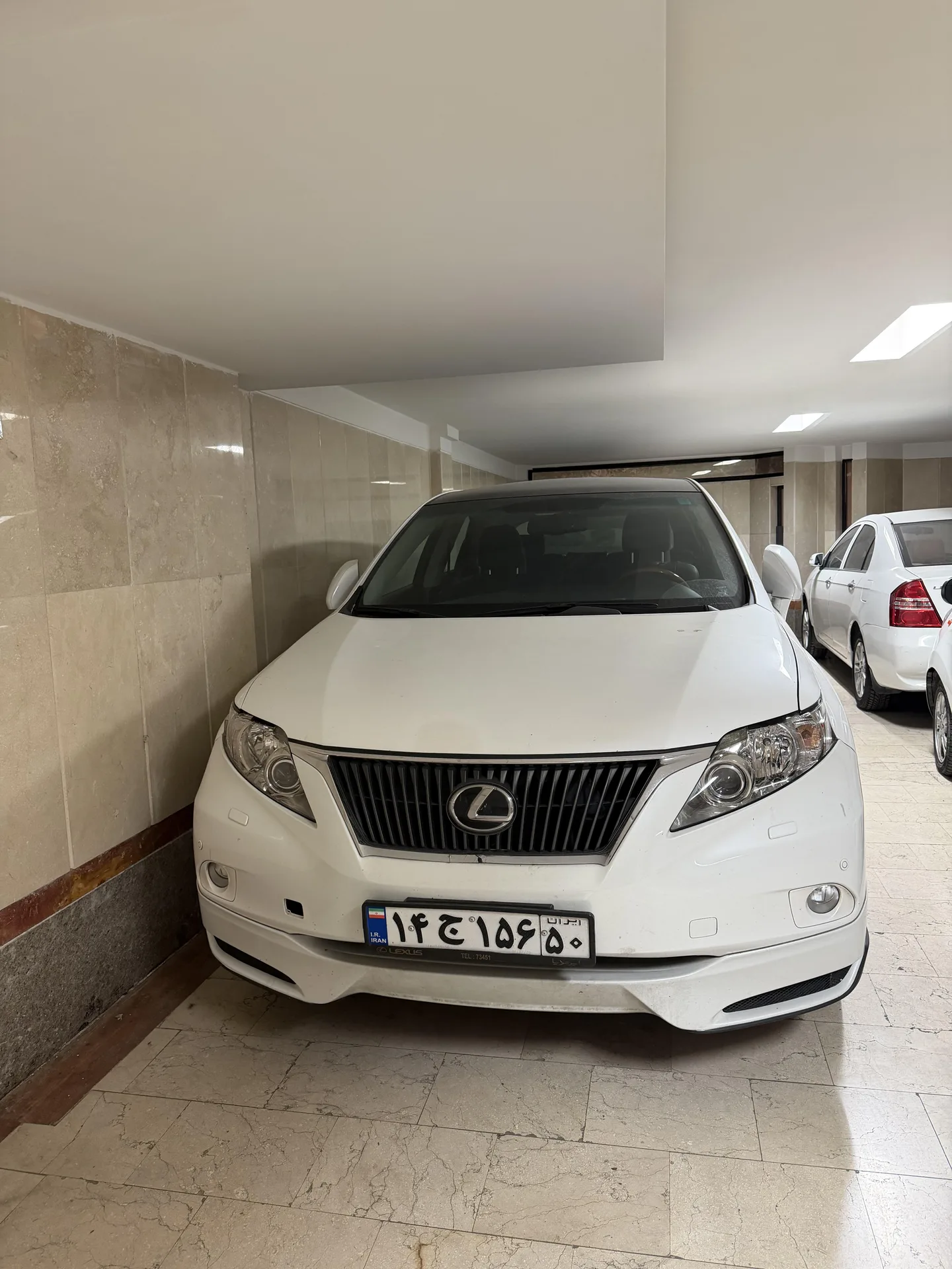 لکسوس  RX 2