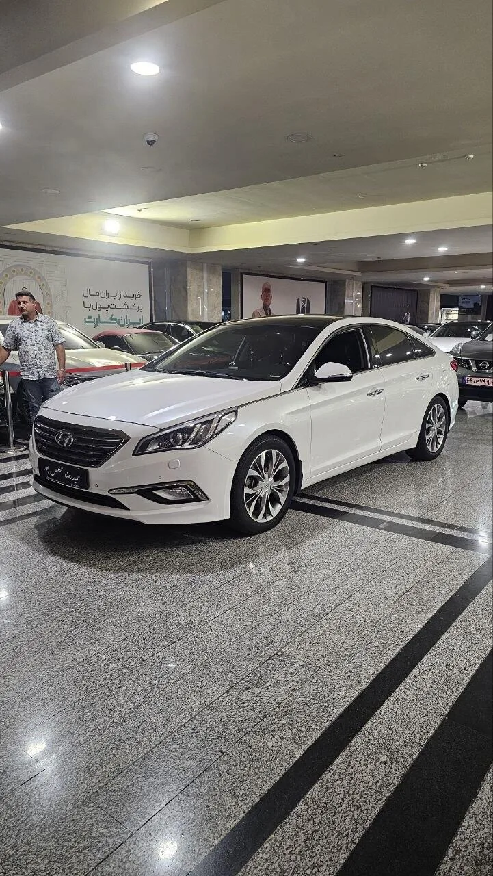 هیوندای  سوناتا 2