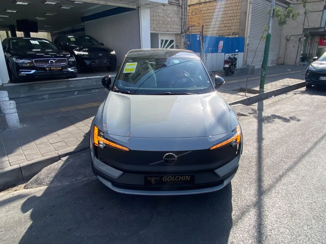 ولوو  EX30 21