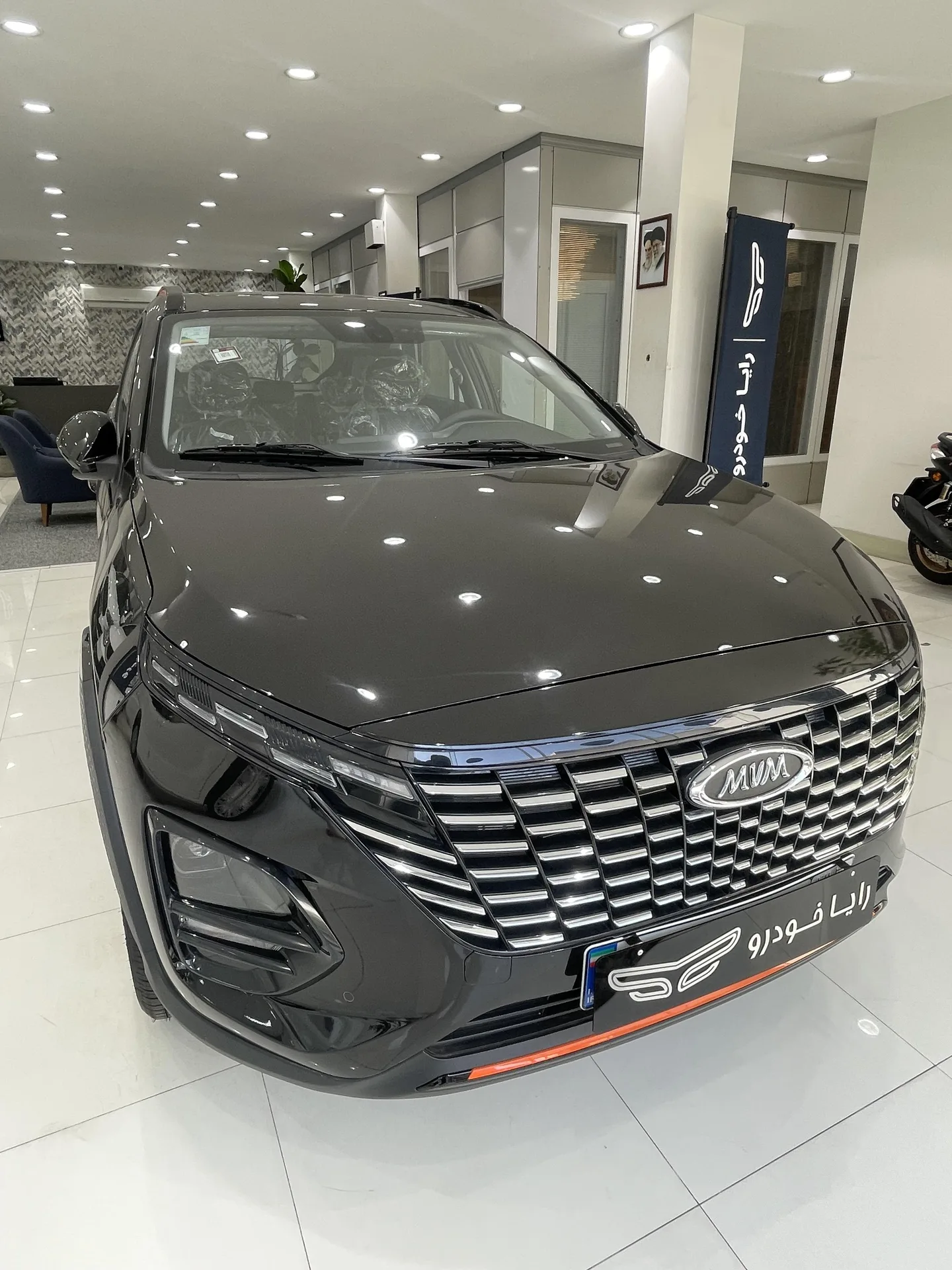 ام وی ام  X33 کراس 2