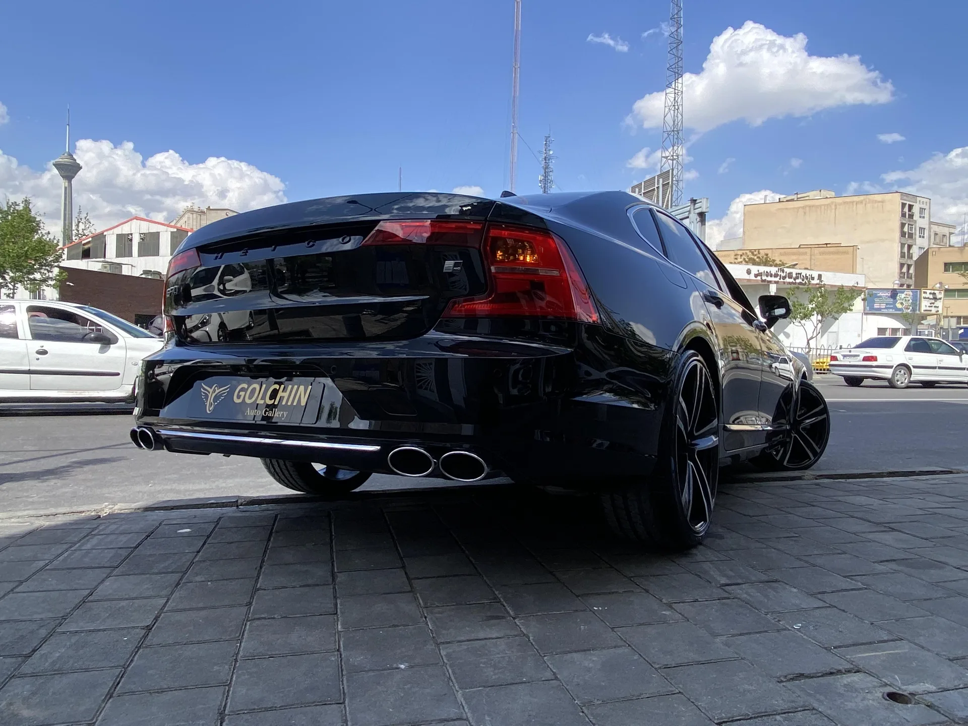 ولوو  S90 8