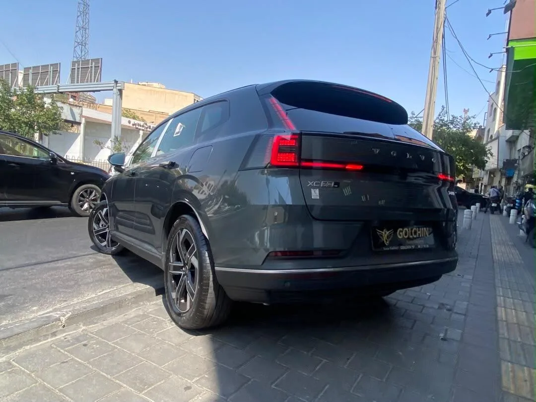 ولوو  XC70 20