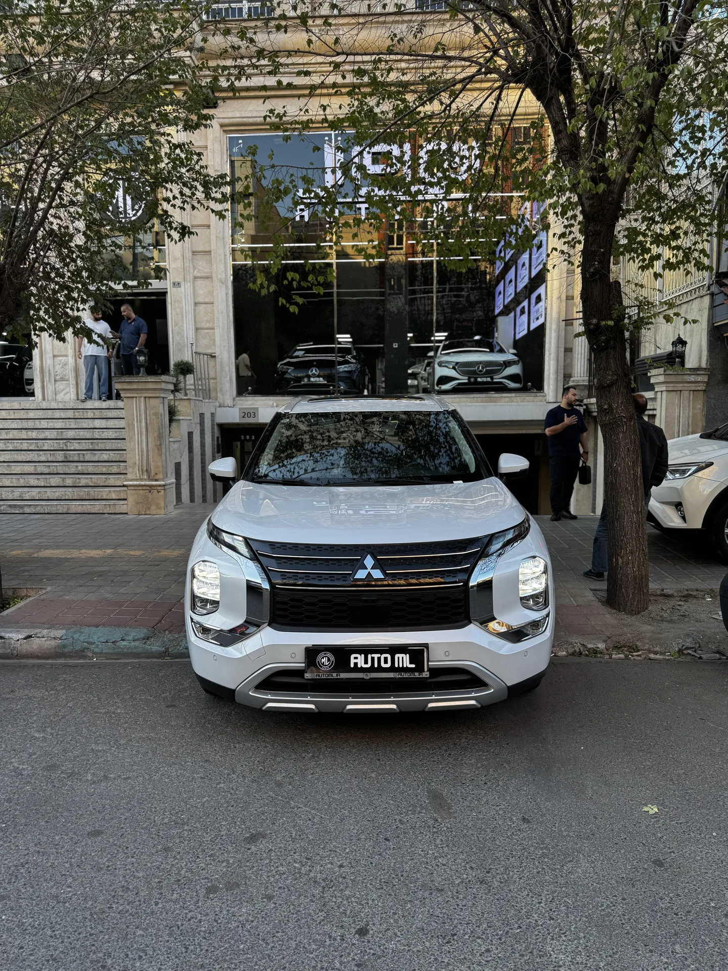 میتسوبیشی اوتلندر