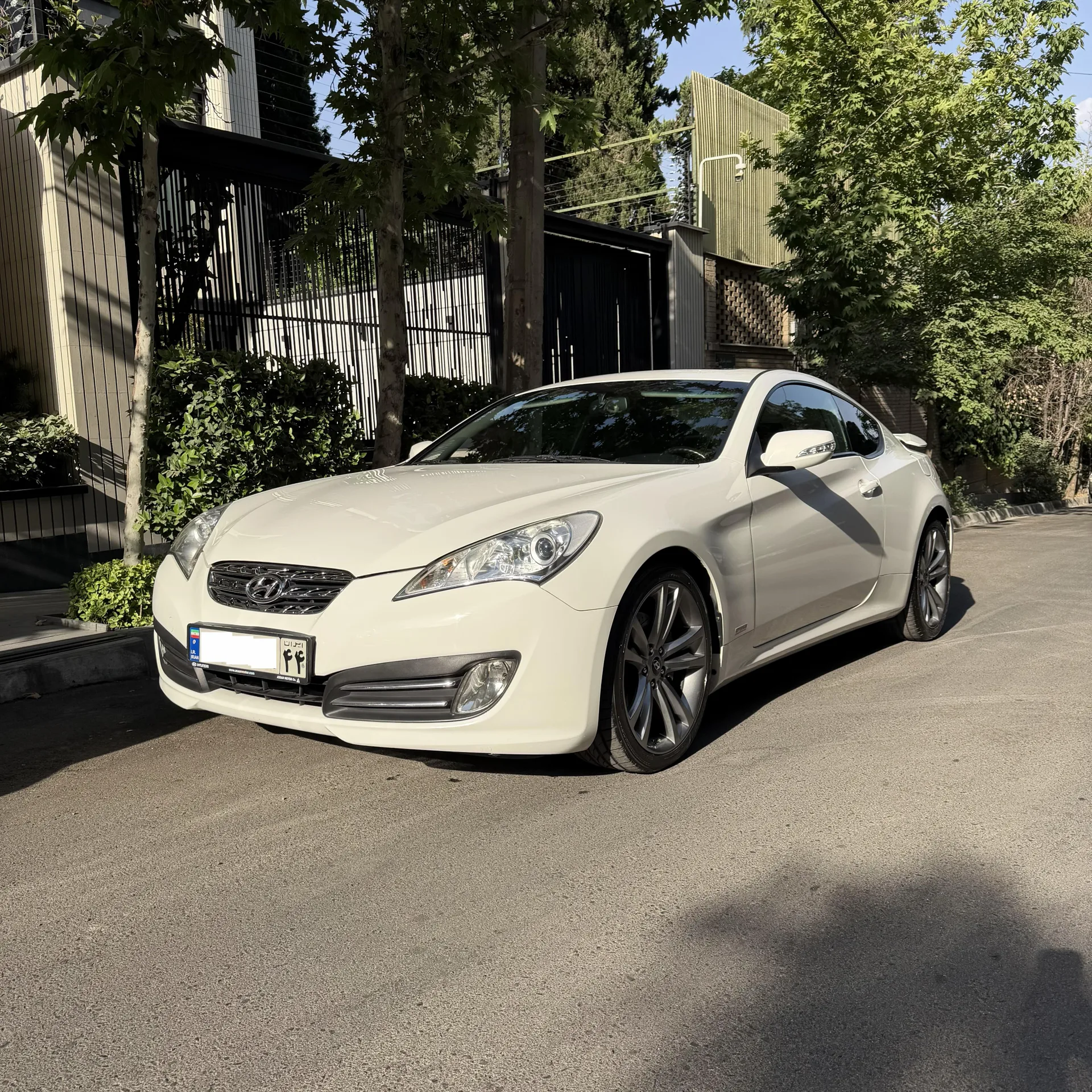 هیوندای جنسیس کوپه