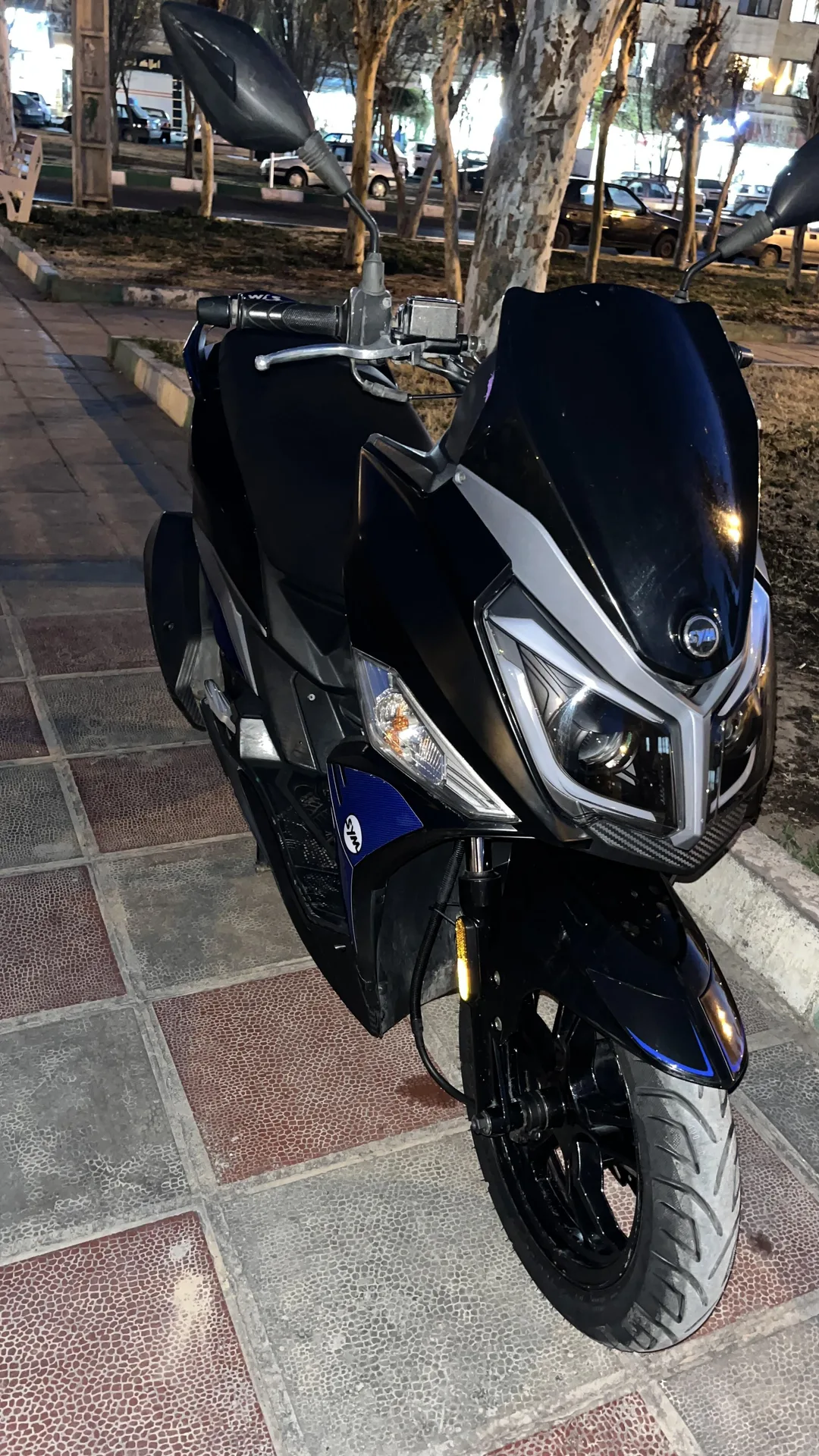 اس وای ام گلکسی J 200