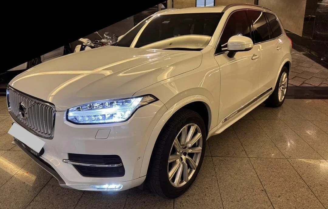 ولوو  XC90 3