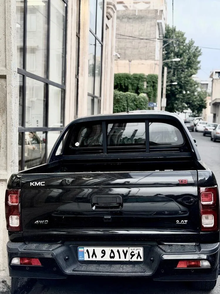 کی ام سی  T8 3