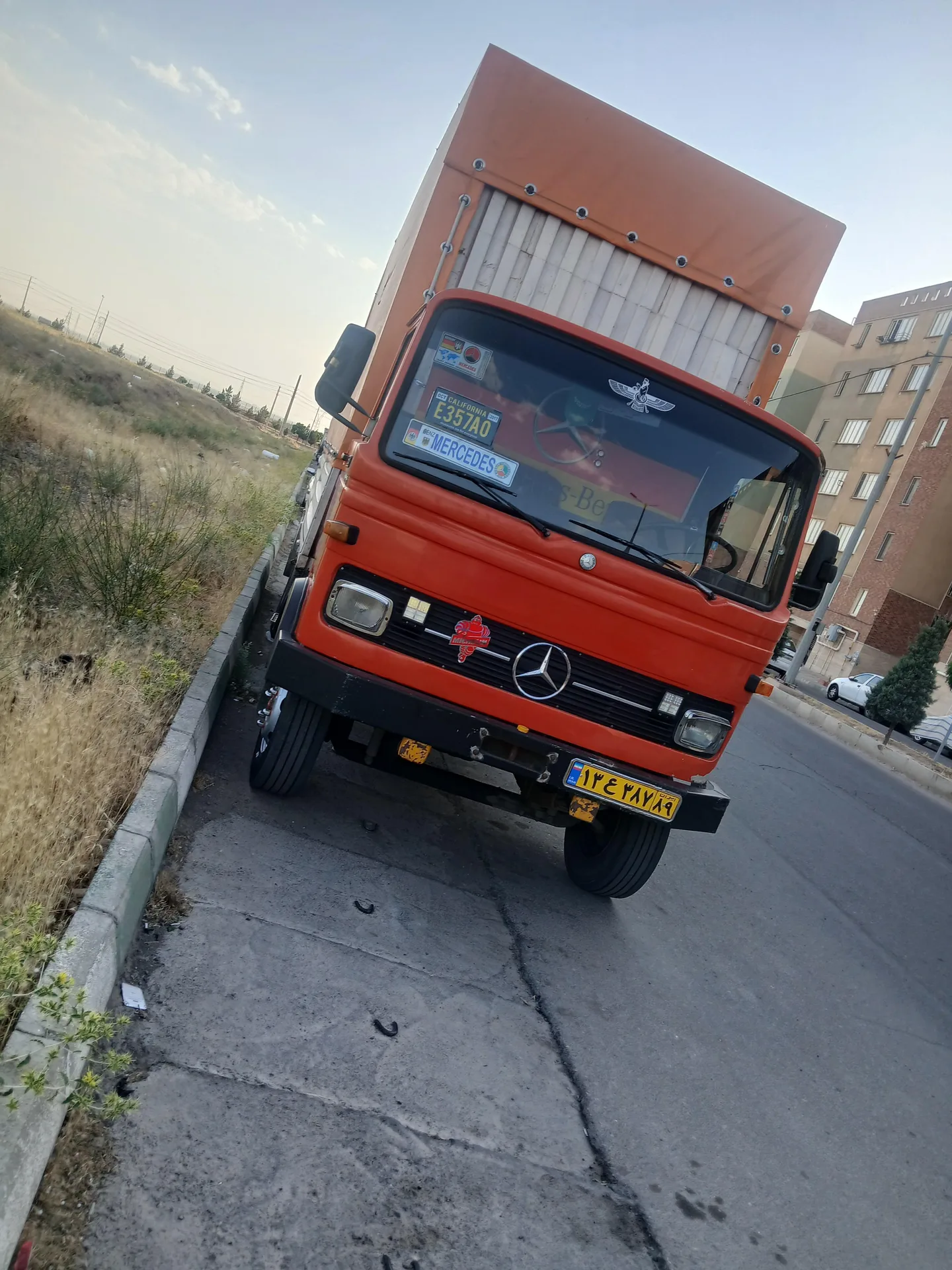 خاور 608