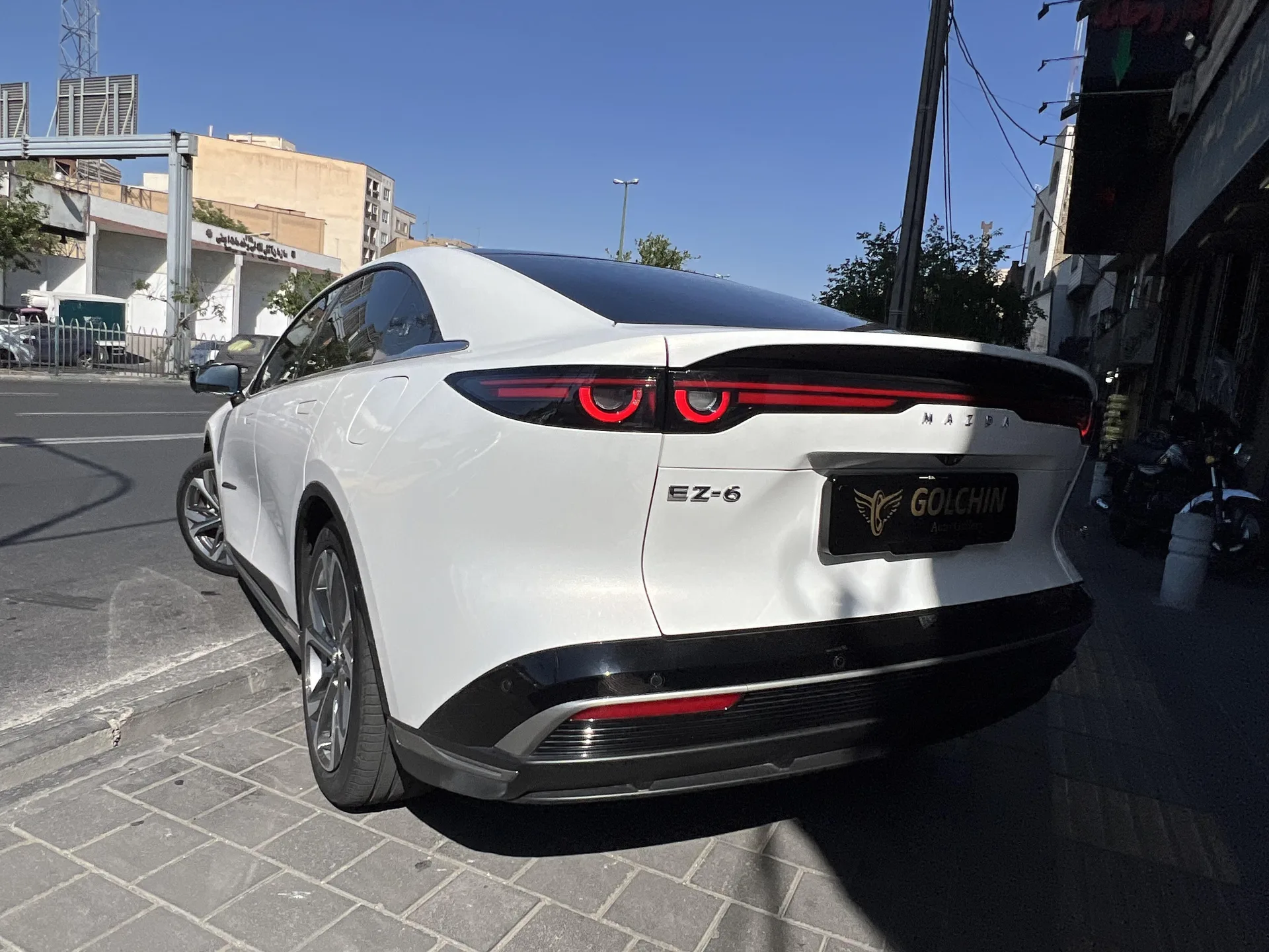 مزدا  EZ6 13