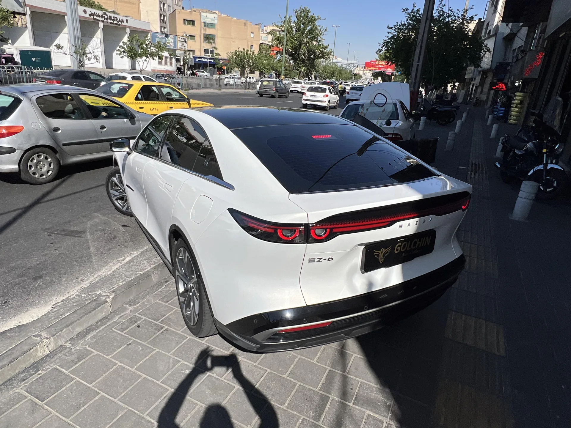 مزدا  EZ6 15