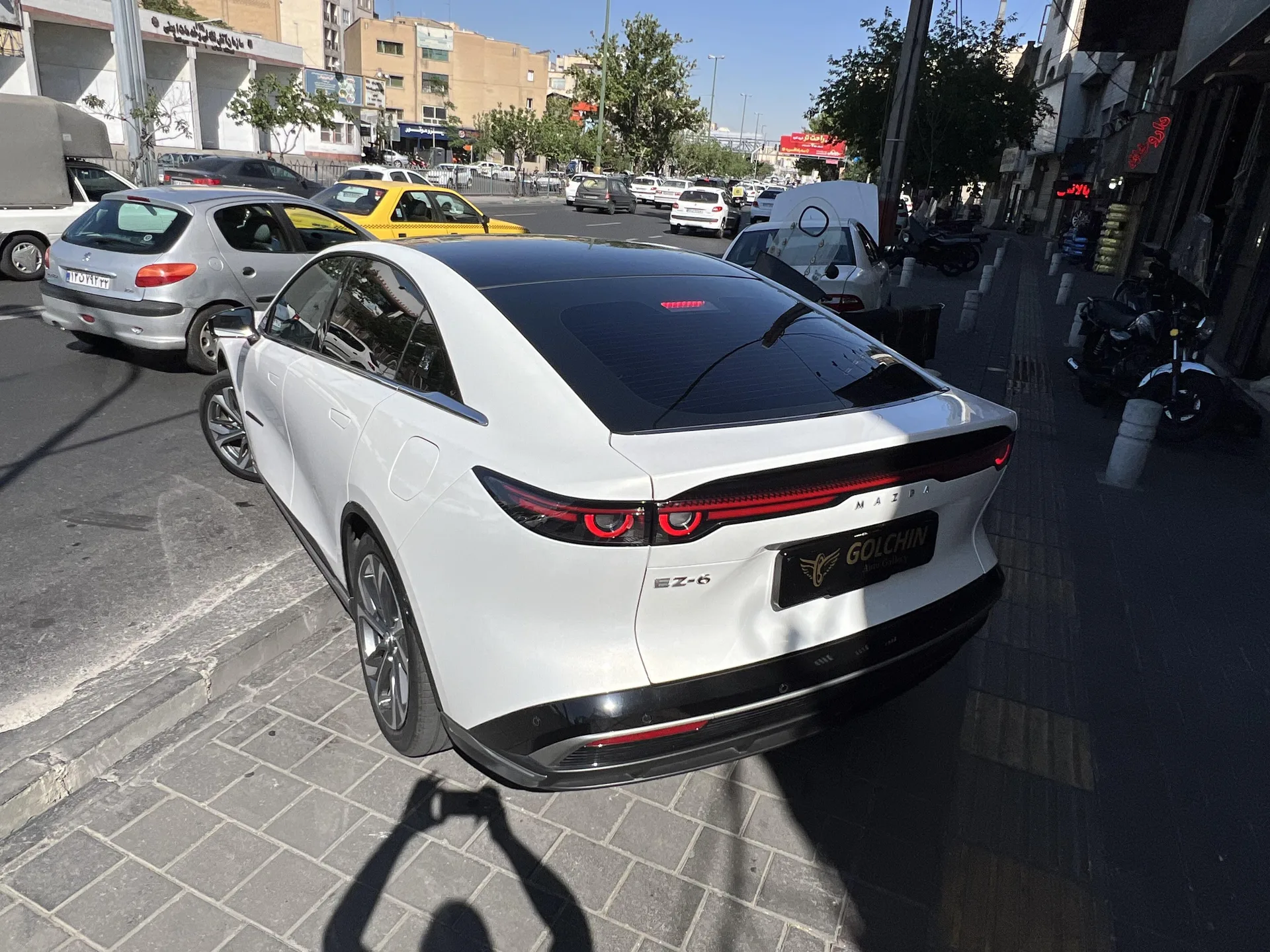 مزدا  EZ6 16
