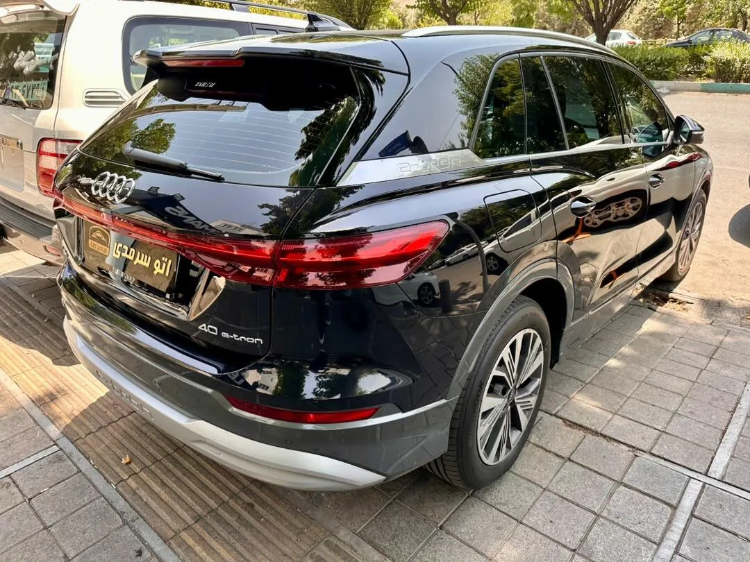 آئودی  Q5 e-tron 2