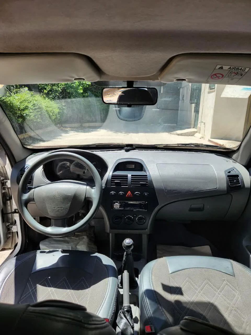 تیبا  صندوق دار 3