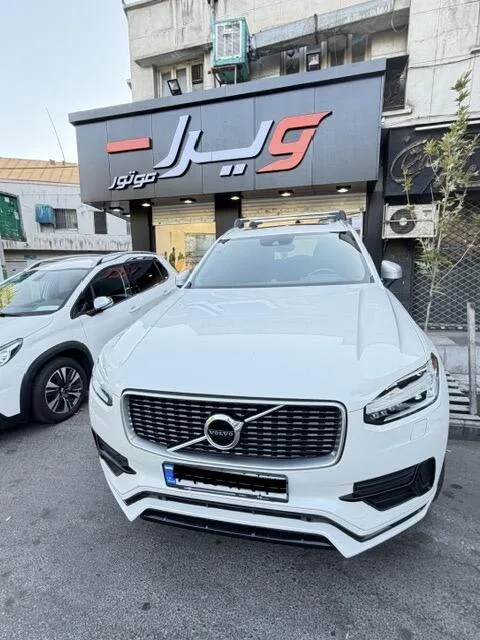 ولوو  XC90