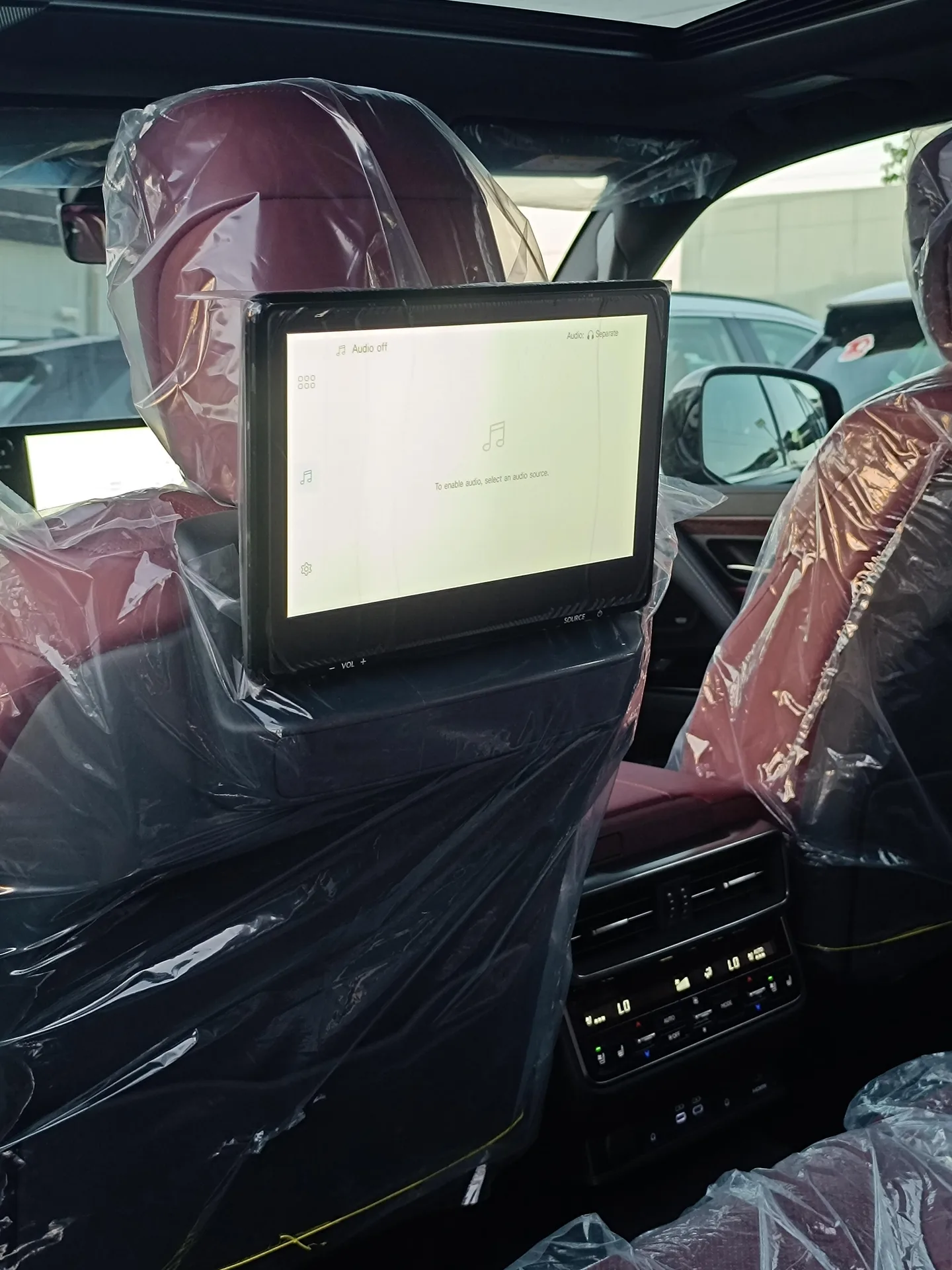 لکسوس  LX 7