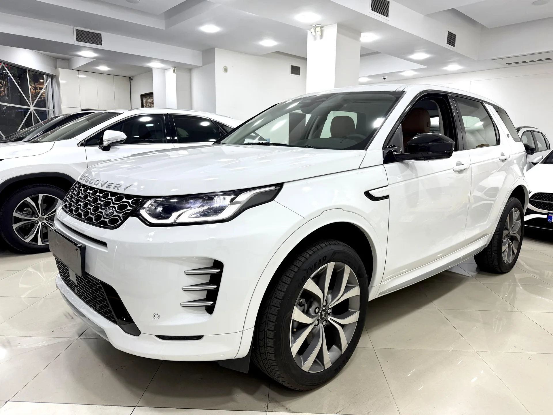 لندرور دیسکاوری اسپرت