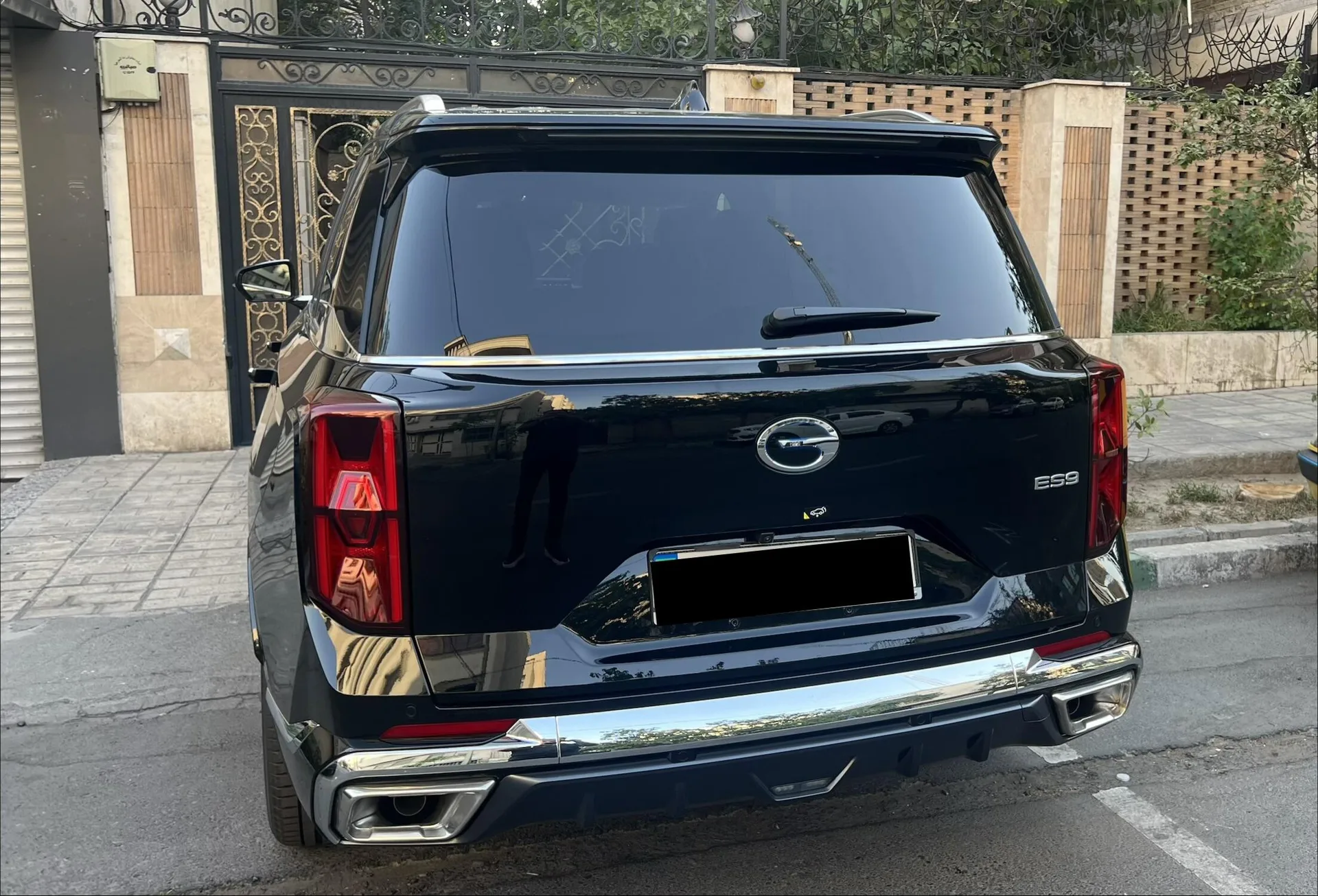 جی ای سی ES9