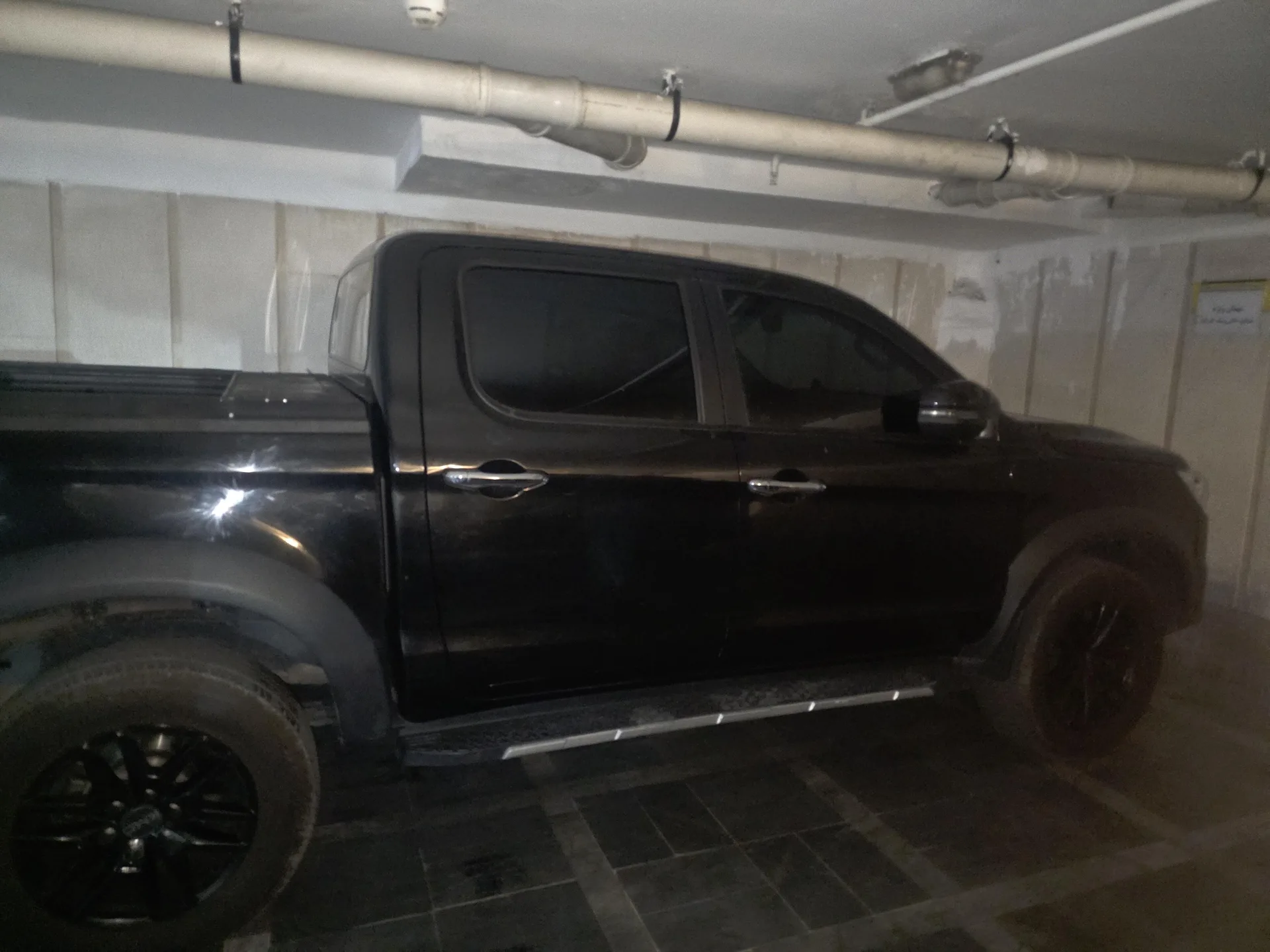 کی ام سی  T8 2