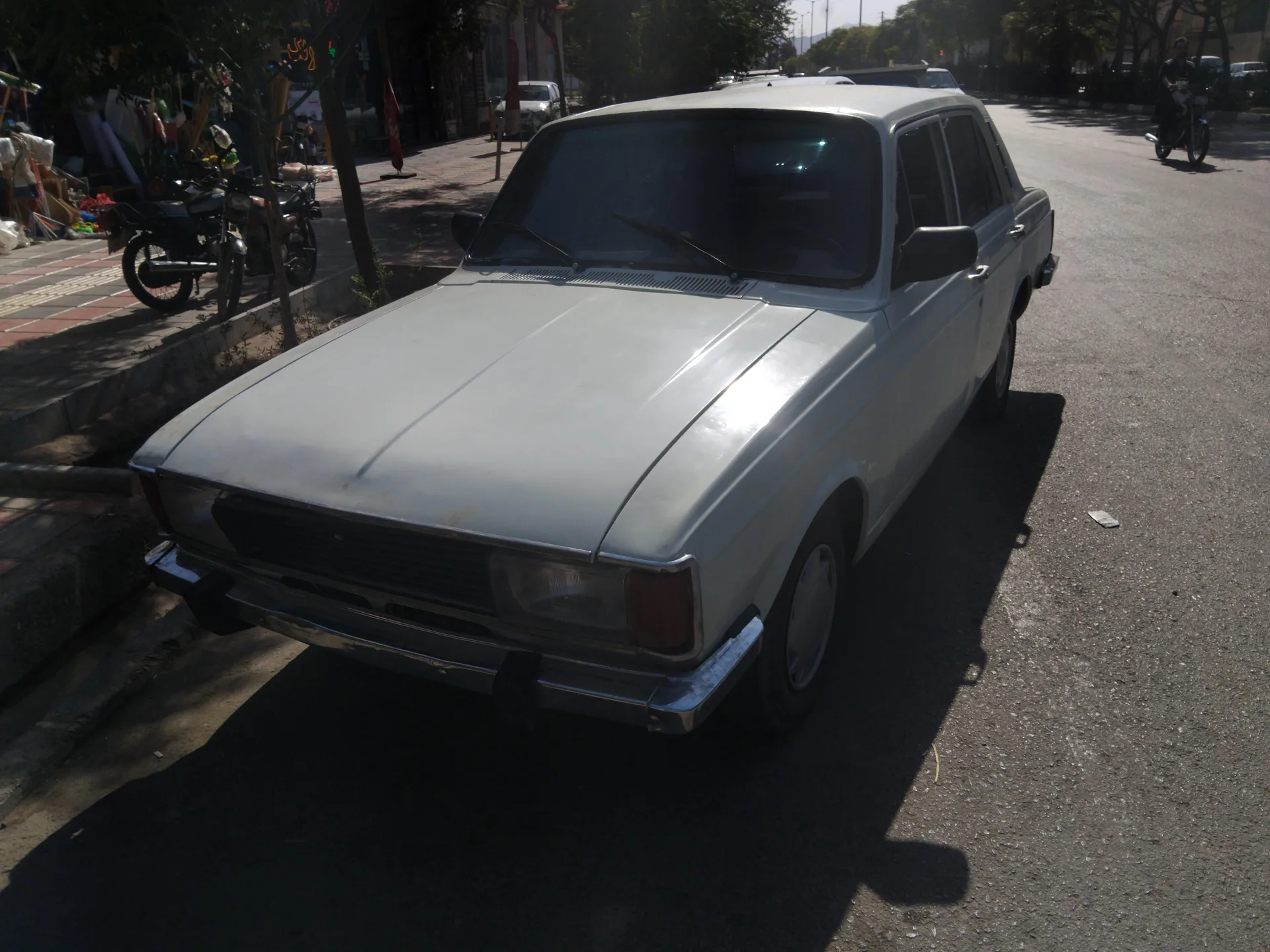 پیکان  سدان