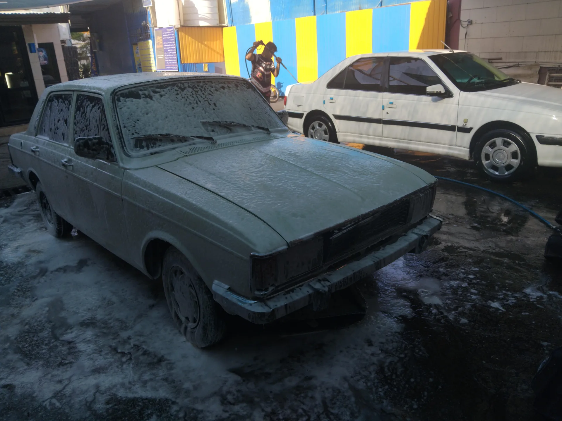 پیکان  سدان 2