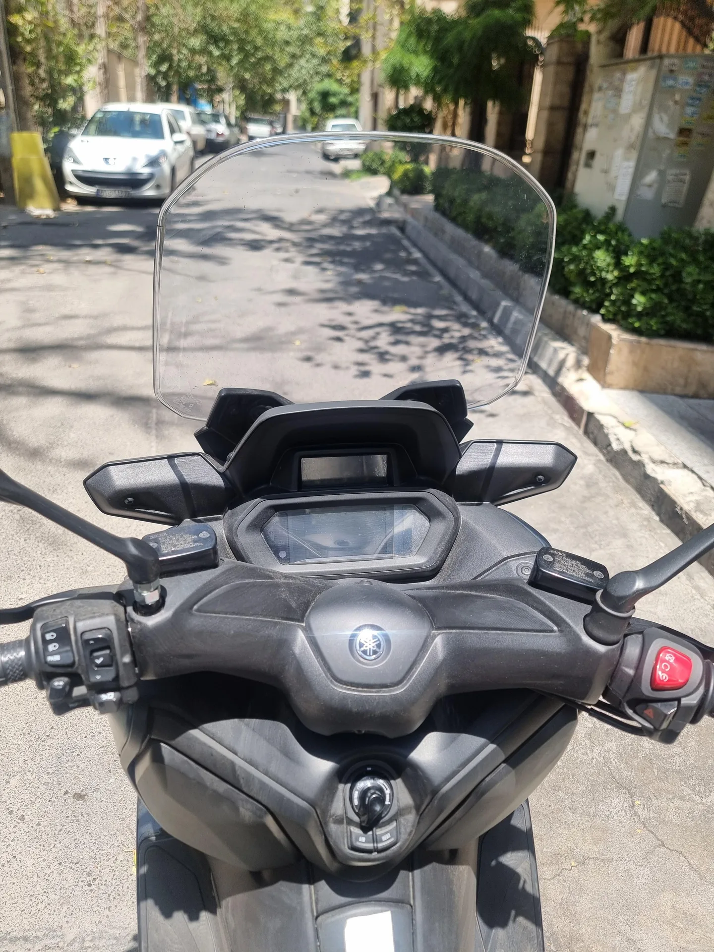 یاماها  XMAX 250 2