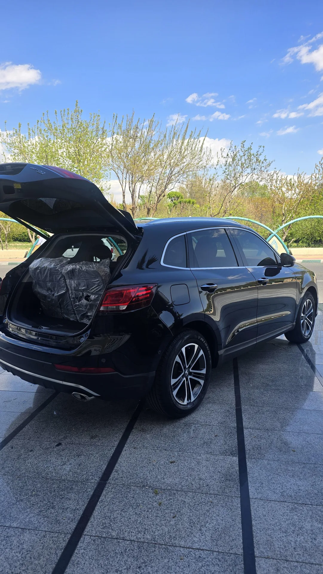 بورگوارد  BX7 2