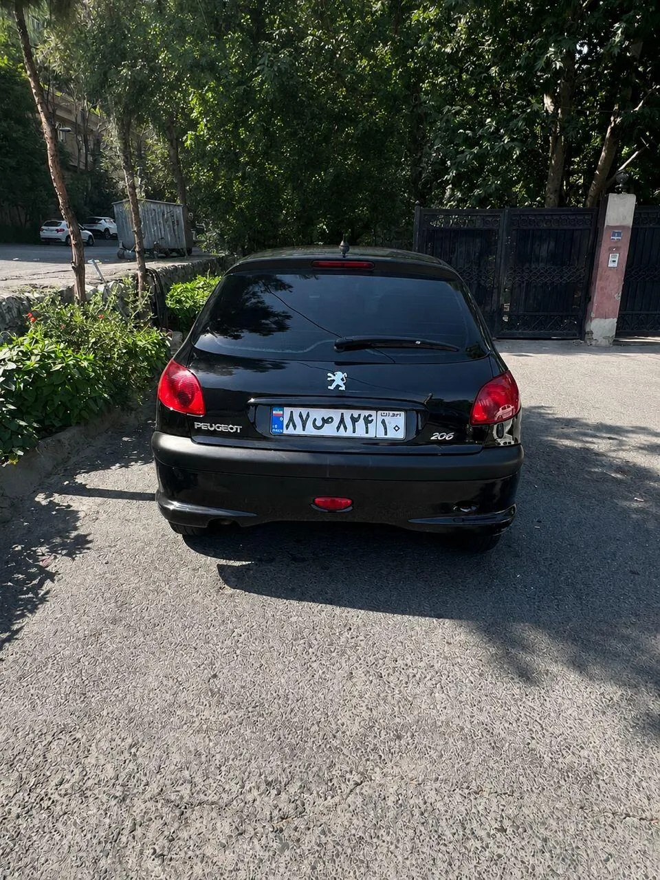 پژو 206