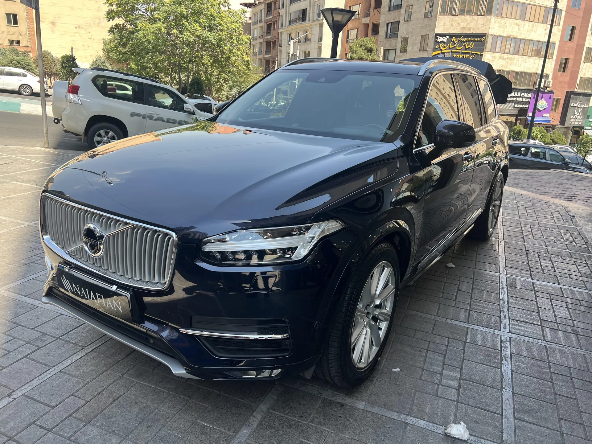 ولوو  XC90