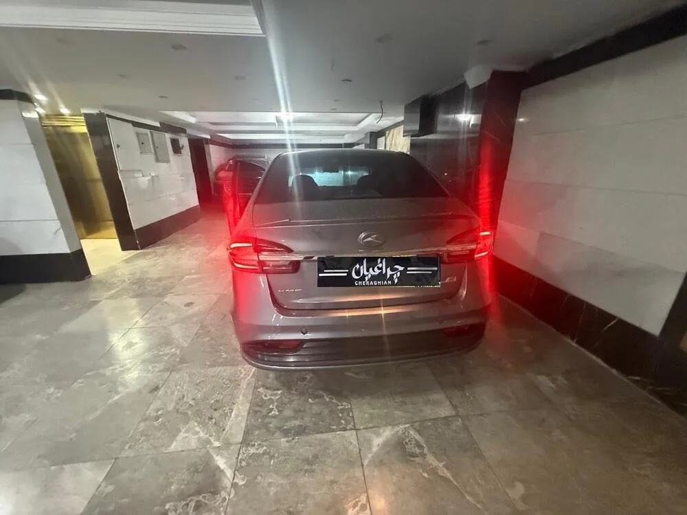 کی ام سی  ایگل 4