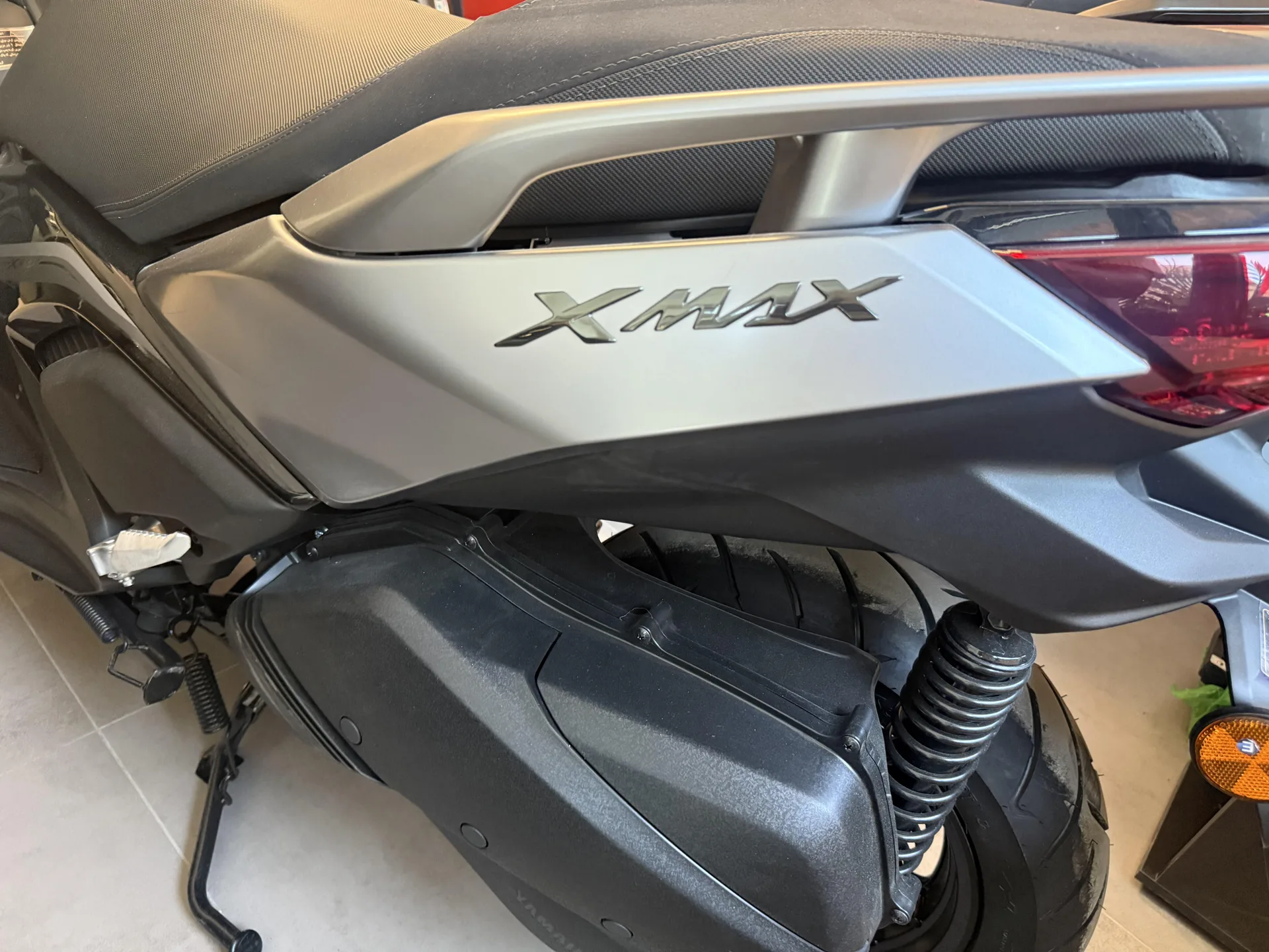 یاماها  XMAX 250 2