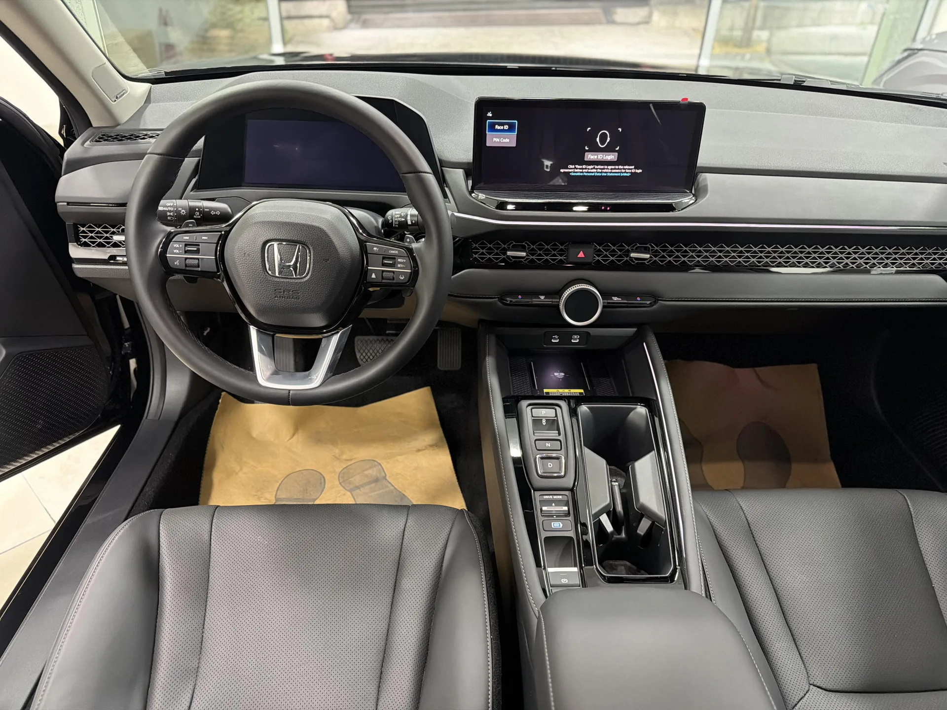 هوندا  آکورد e:PHEV 9