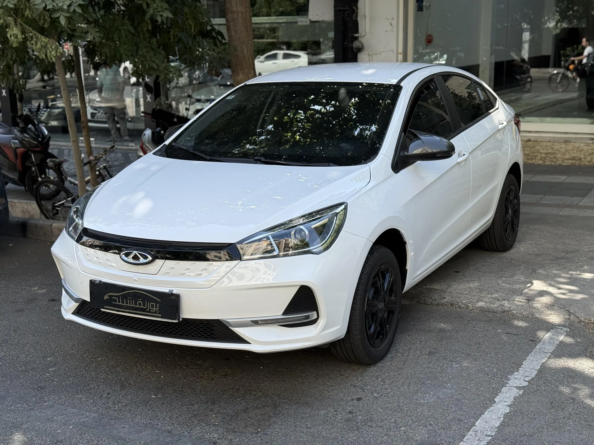 ام وی ام آریزو 5ev