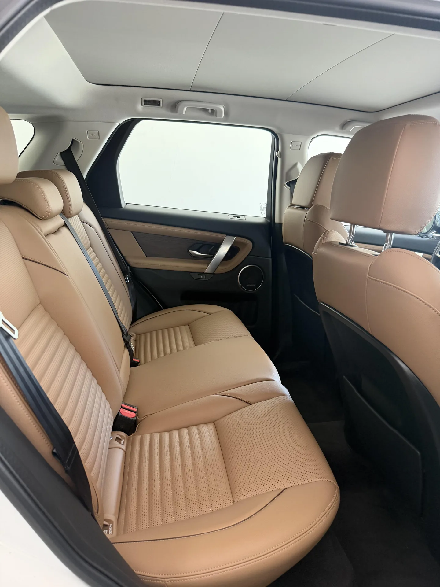 لندرور  دیسکاوری اسپرت 5