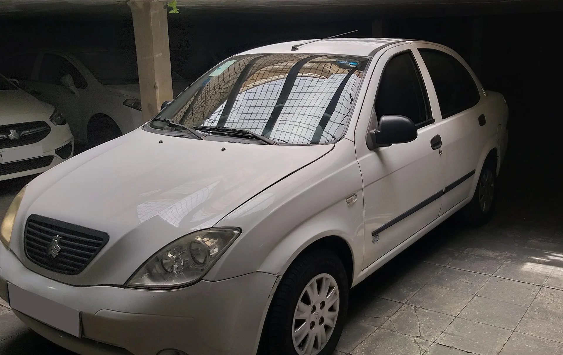 تیبا صندوق دار