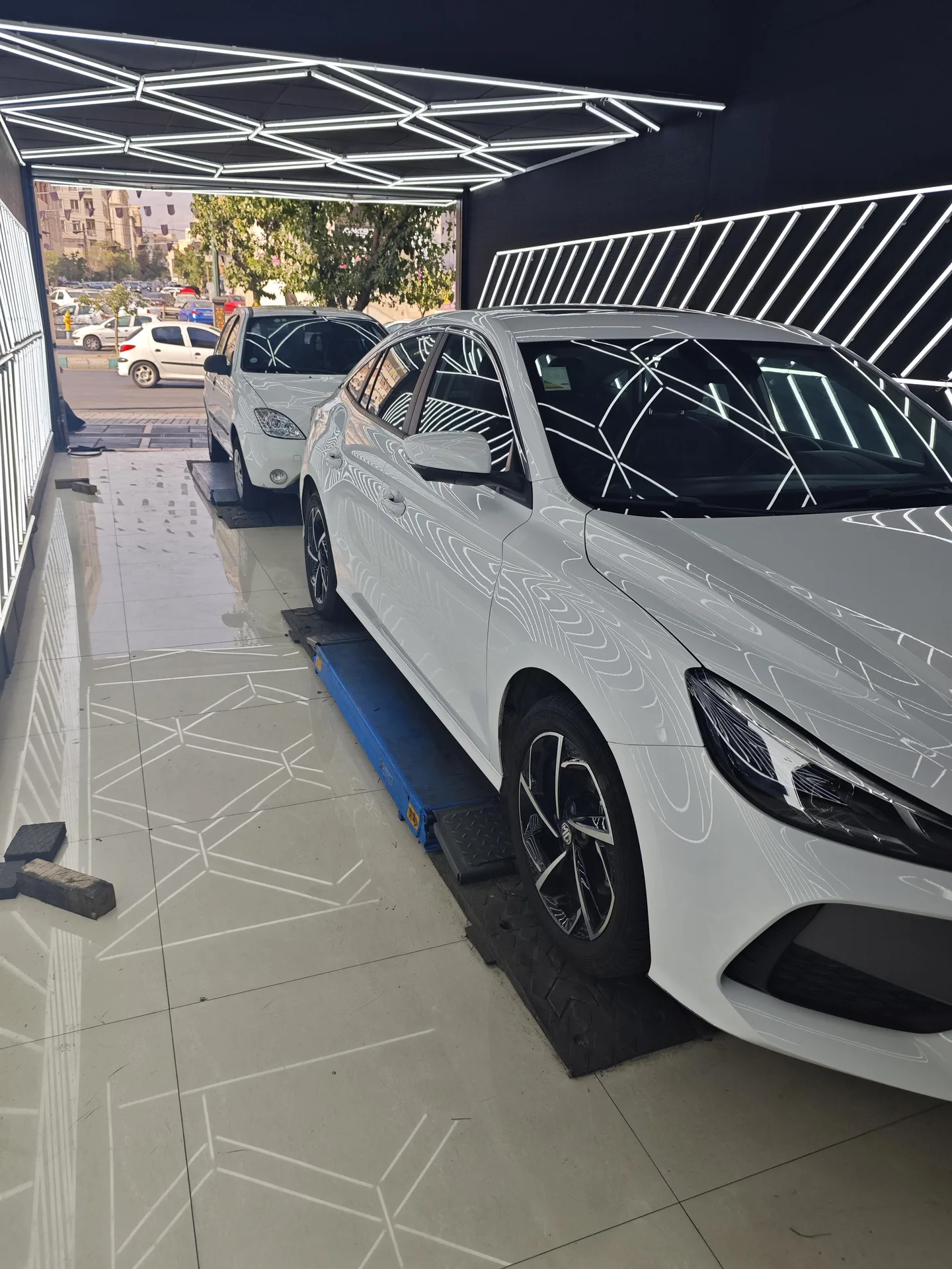 ام جی  GT 2