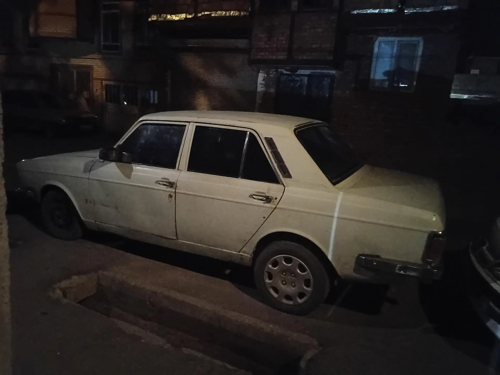 حواله پیکان  سدان