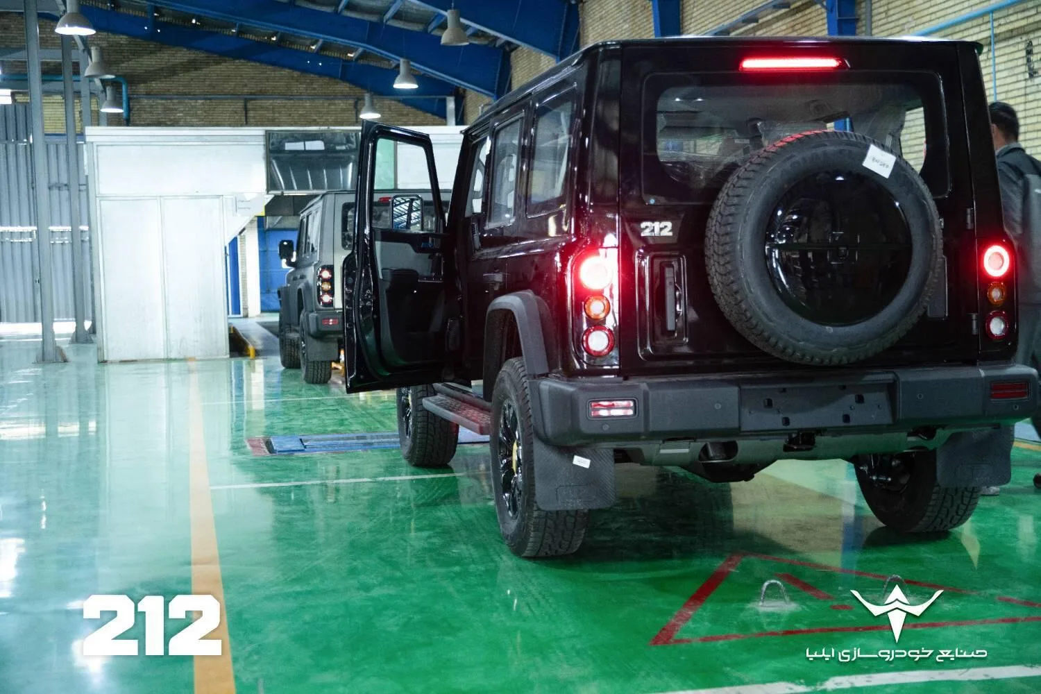 پیش فروش بی ای دبلیو (BAW)  212 6