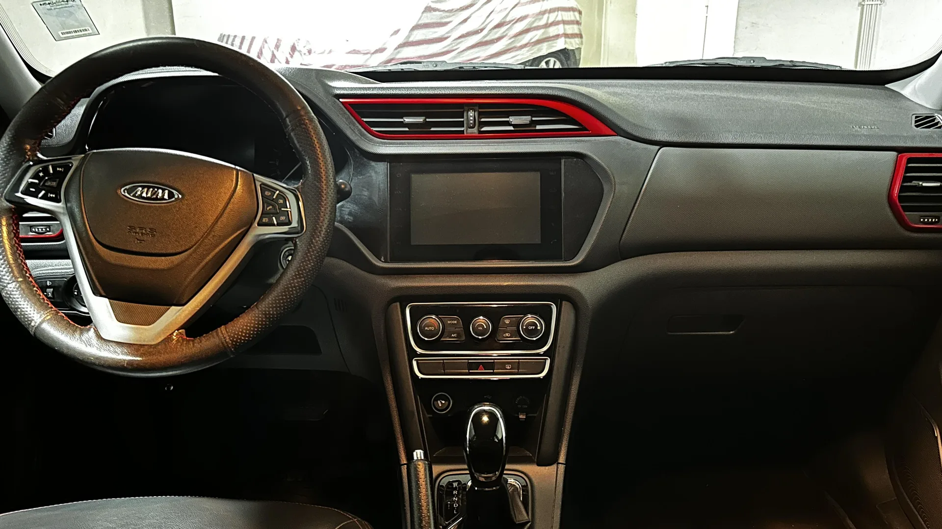 ام وی ام  X33 S 4