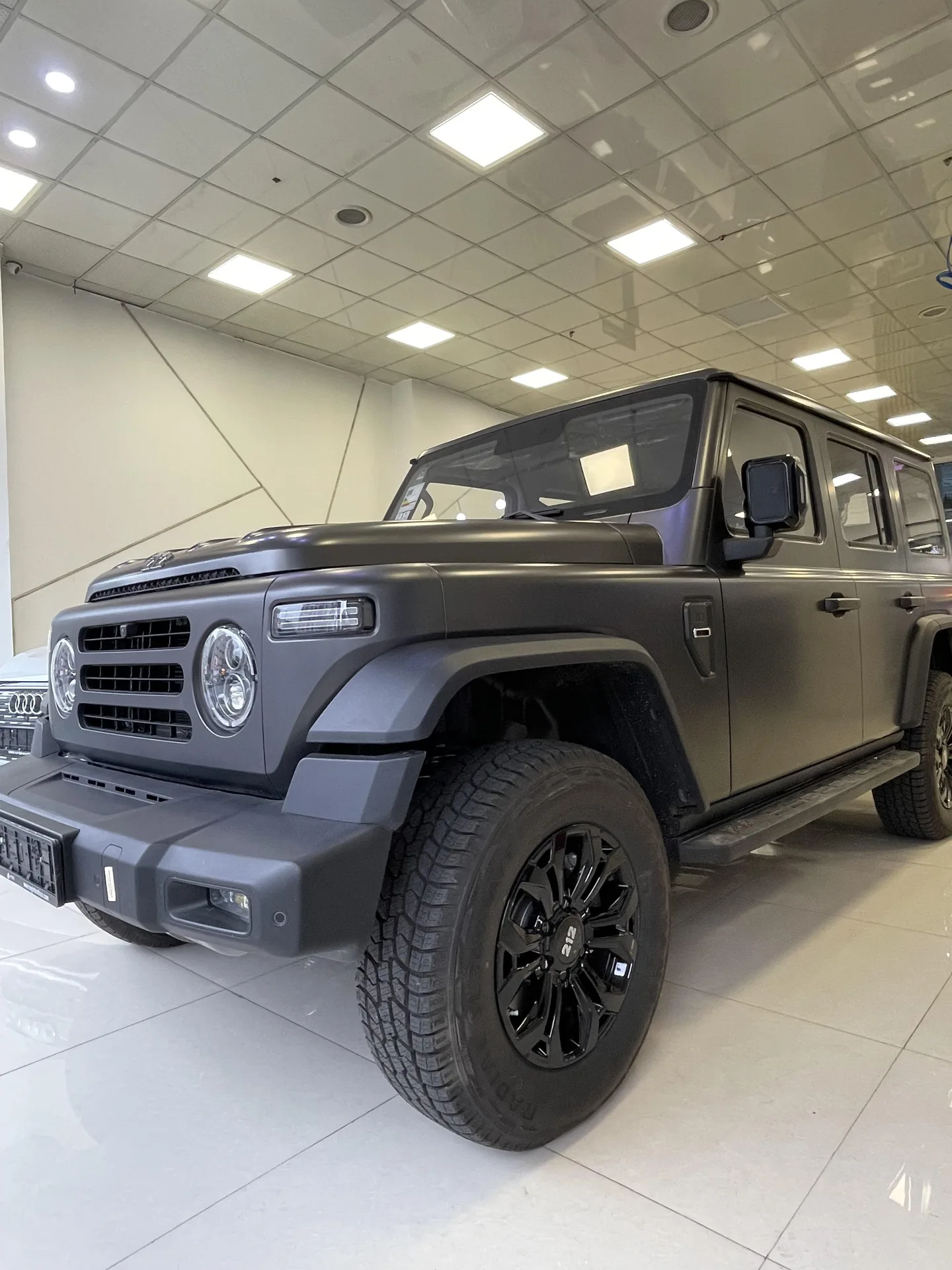 بی ای دبلیو (BAW)  212
