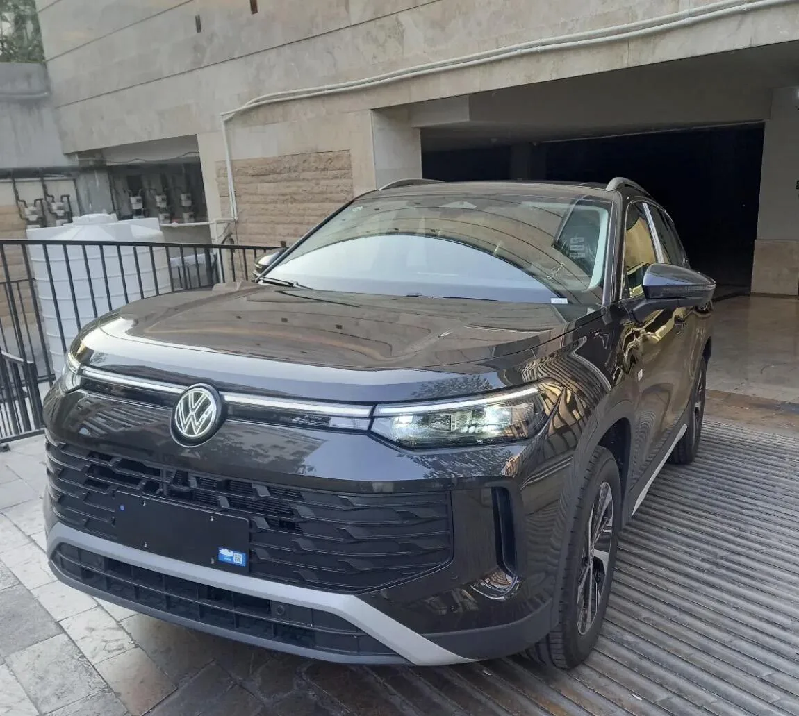 فولکس تایرون L