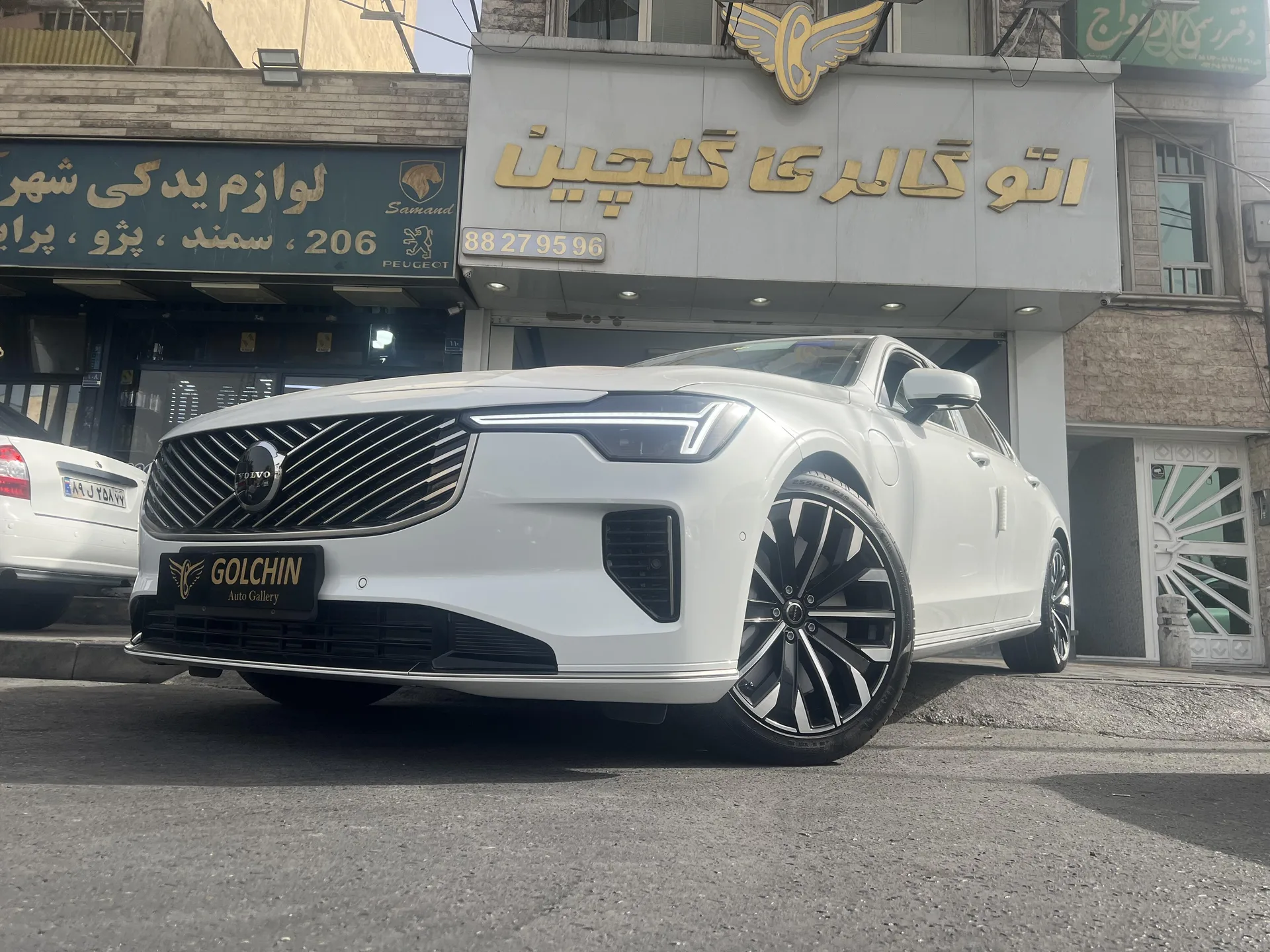 ولوو  S90