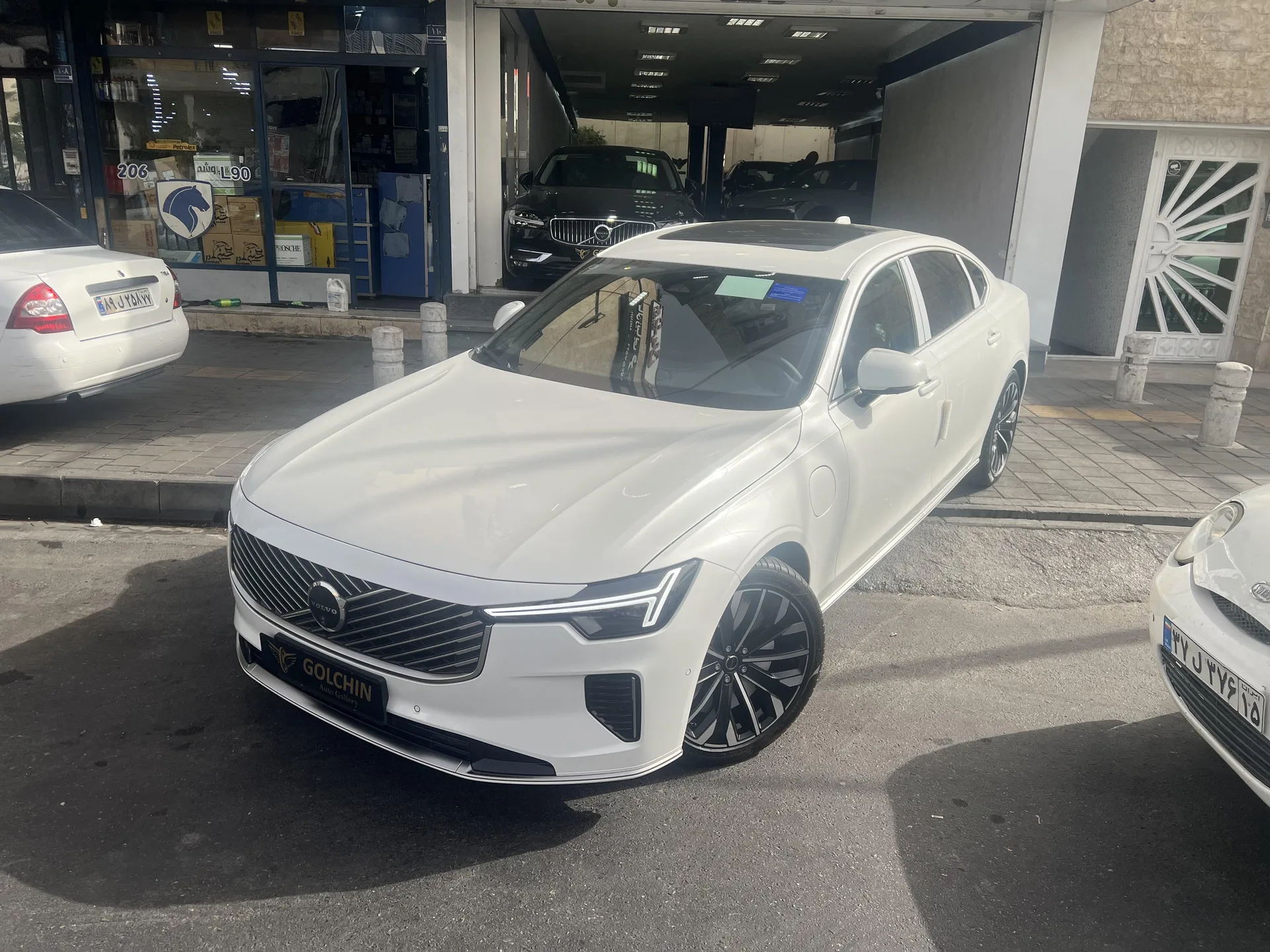 ولوو  S90 4